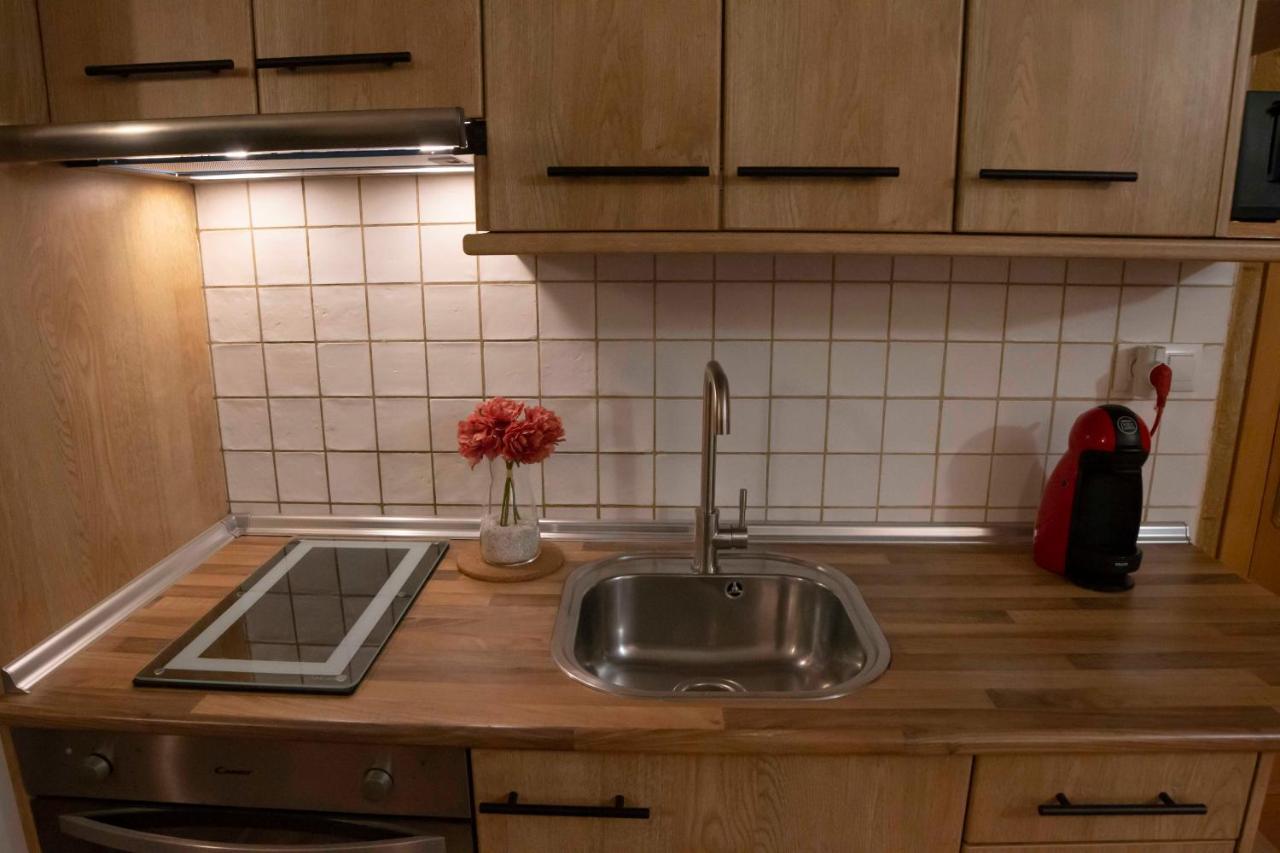 Apartamentos Erlueta Calatayud Esterno foto