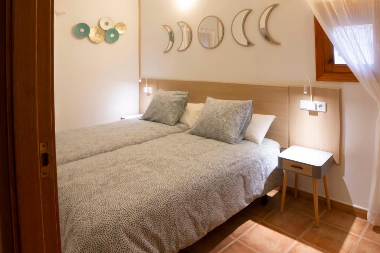 Apartamentos Erlueta Calatayud Esterno foto
