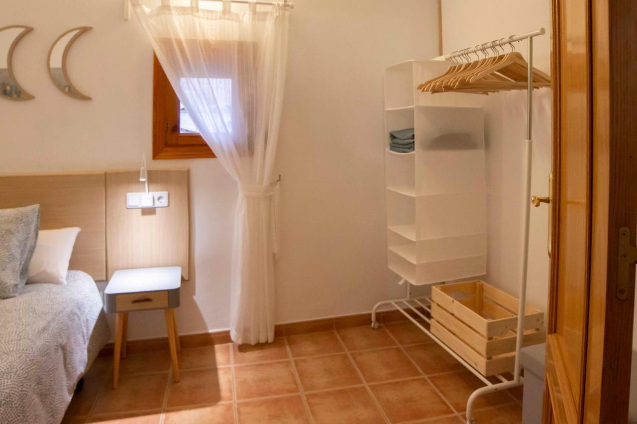 Apartamentos Erlueta Calatayud Esterno foto